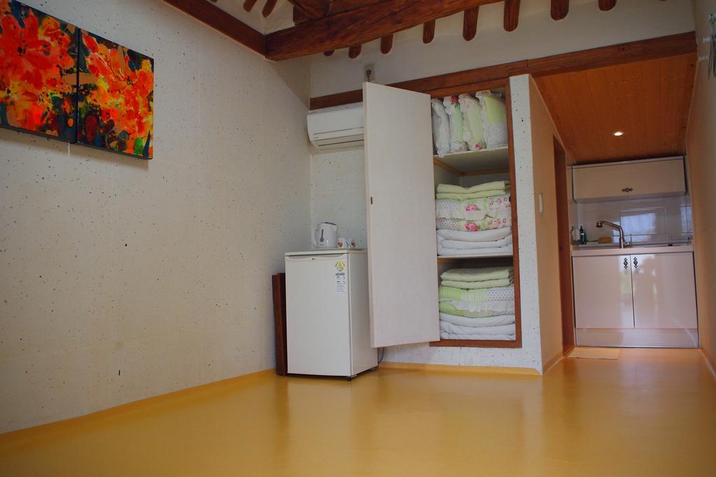 Floral Space Hanok Guesthouse كَونتو المظهر الخارجي الصورة