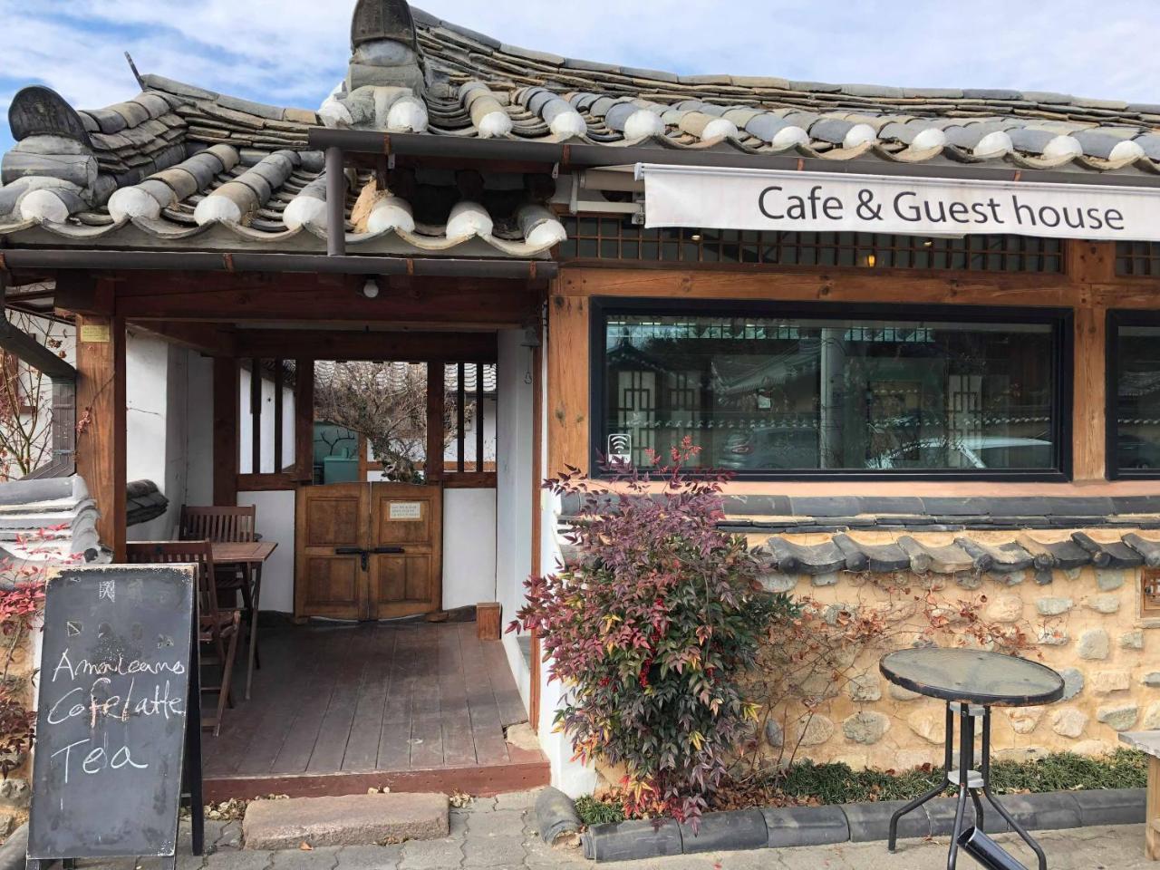 Floral Space Hanok Guesthouse كَونتو المظهر الخارجي الصورة